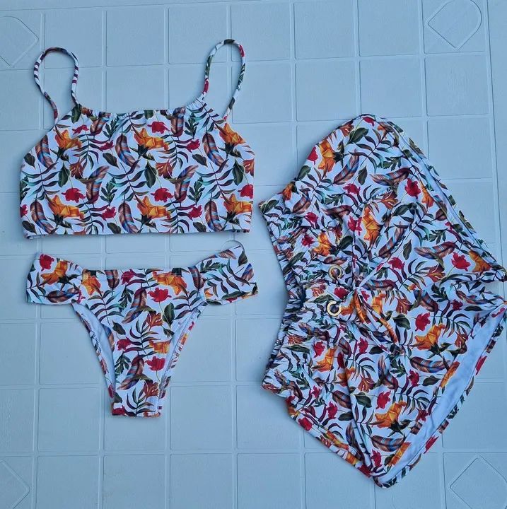 Kit Biquíni com Shorts 