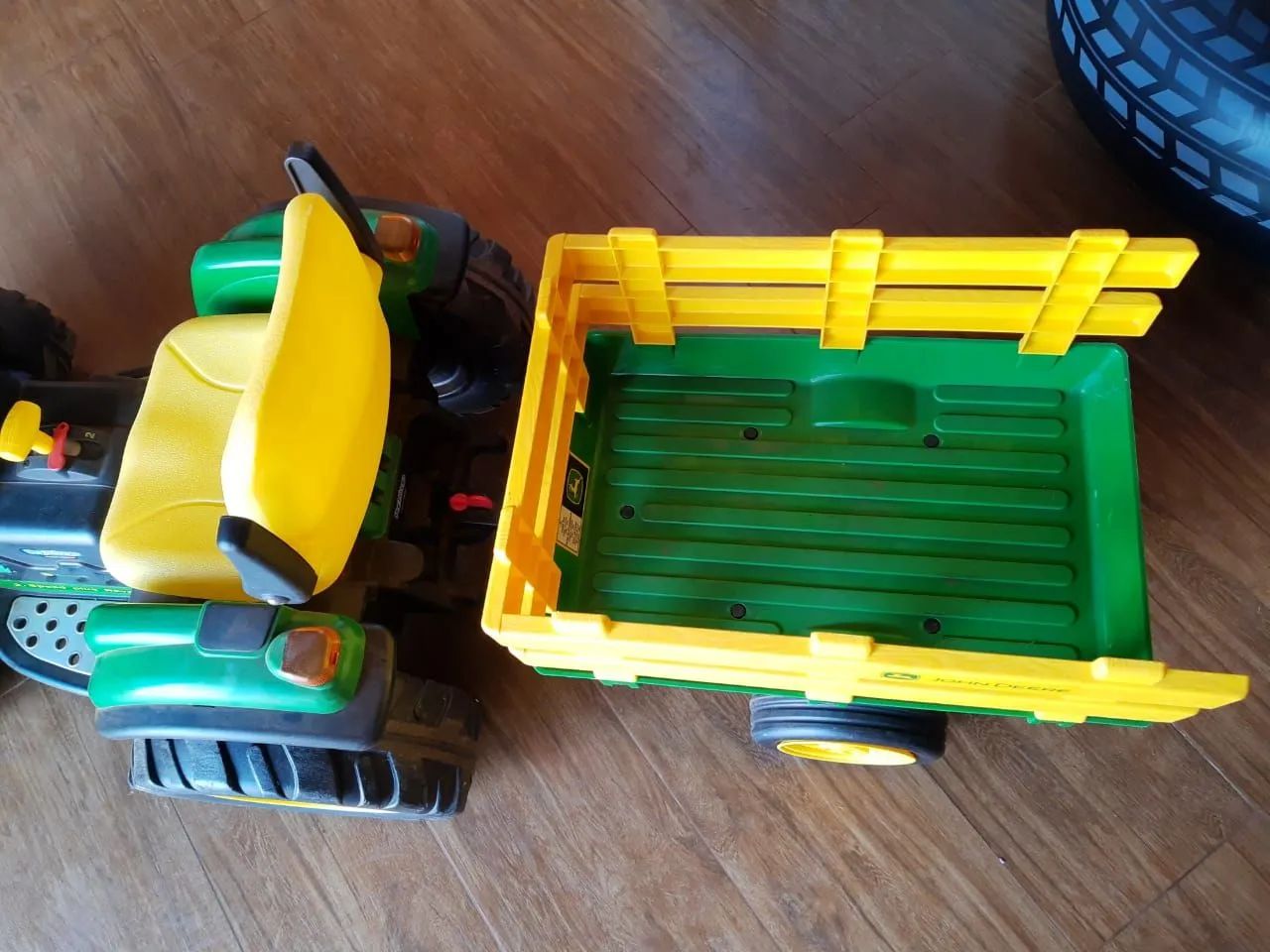 Moto BMW e Trator John Deere elétrico  - Foto 5