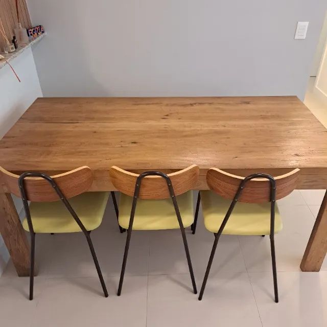 Mesa de jantar com banco e tres cadeiras - Foto 2
