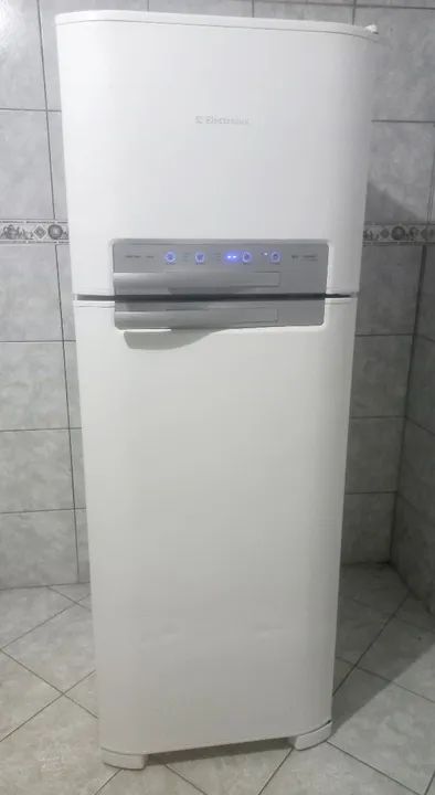 Vendo Geladeira Electrolux Duplex