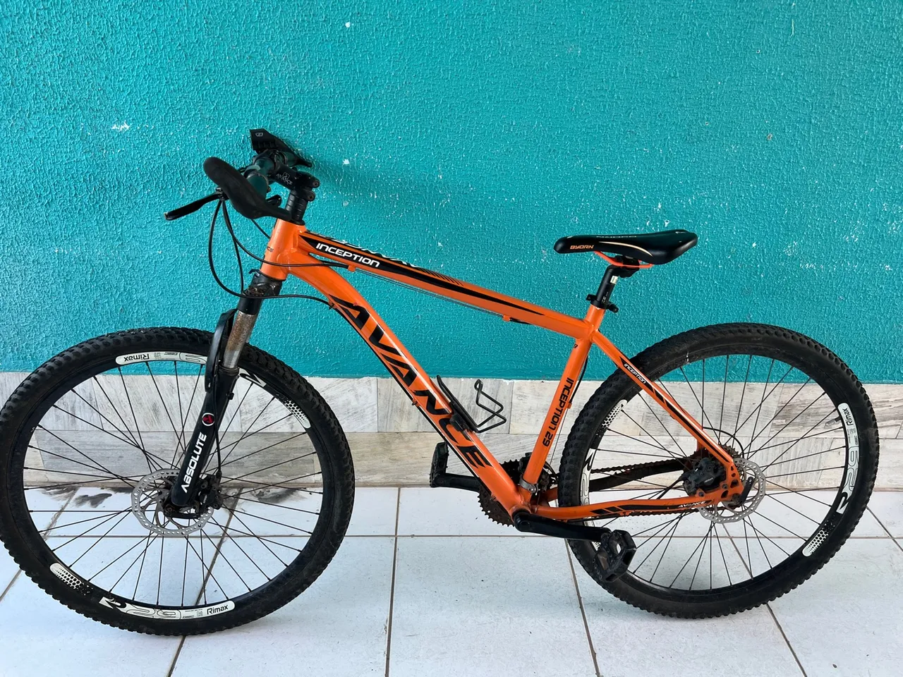 Bicicleta Avance (Cambio Shimano)