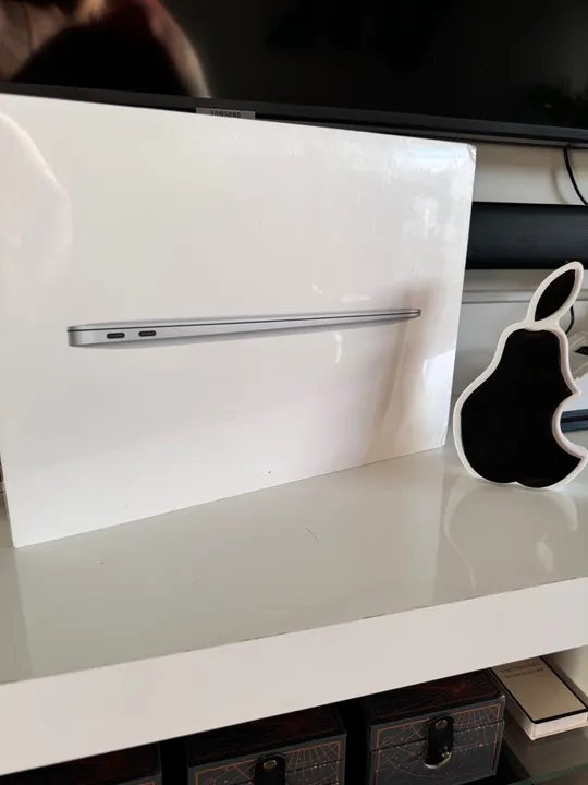 MacBook Apple Air M1 8/256/13 cor Silver