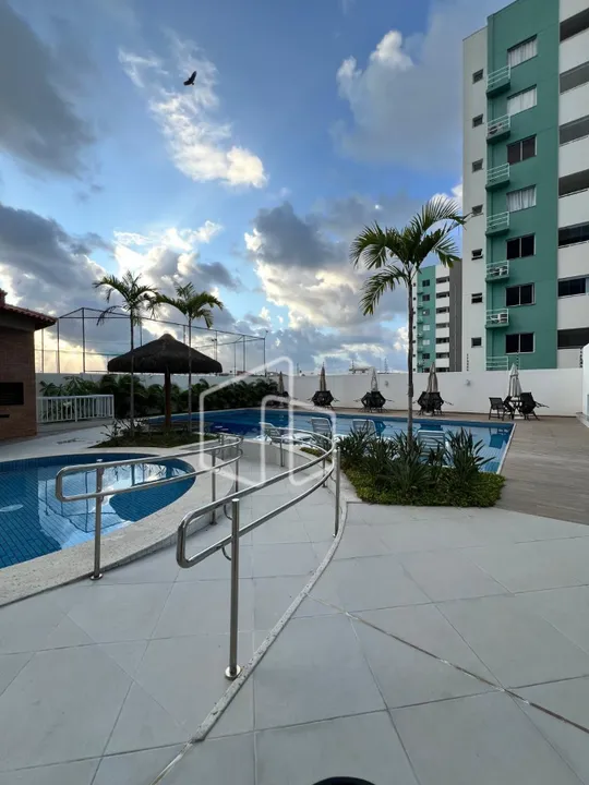 APARTAMENTO NO COND. BARRA VILLAGE - BARRA DOS COQUEIROS