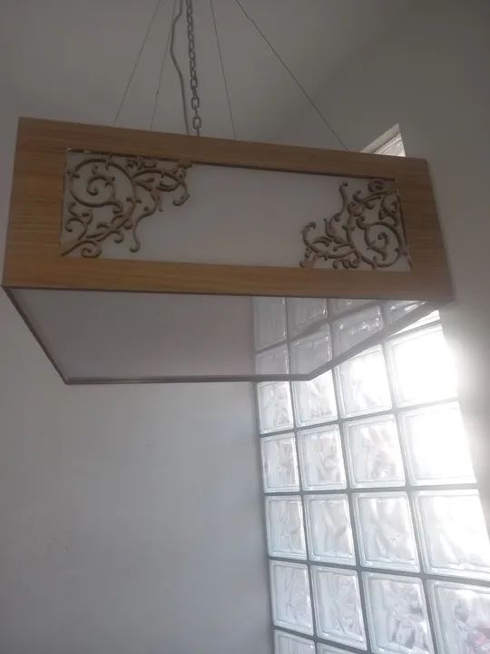Luminária de teto moderna e elegante