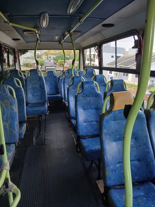Micro ônibus?. Mercedes  - Foto 3
