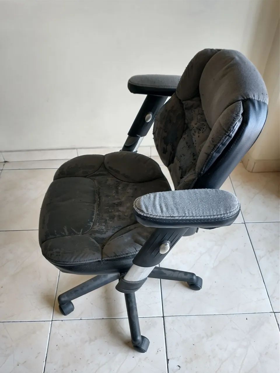 Cadeira diretor - Foto 2
