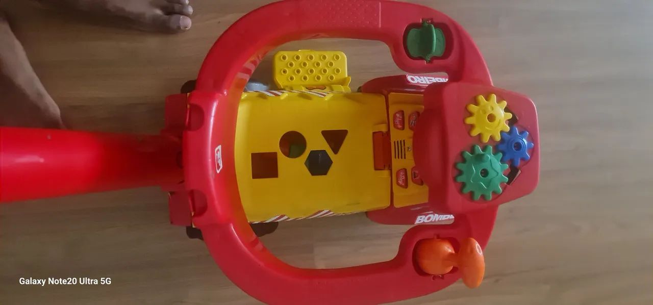 Carrinho de Passeio Infantil Bandeirante Primeiros Passos - Em Ótimo Estado  - Foto 5