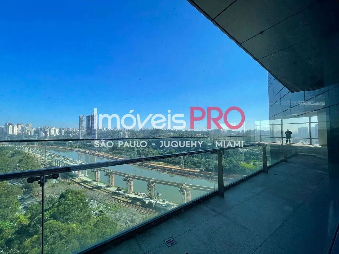 Conjunto comercial com 670 m2, 20 vagas, próximo da Marginal e da estação Morumbi. - Foto 2