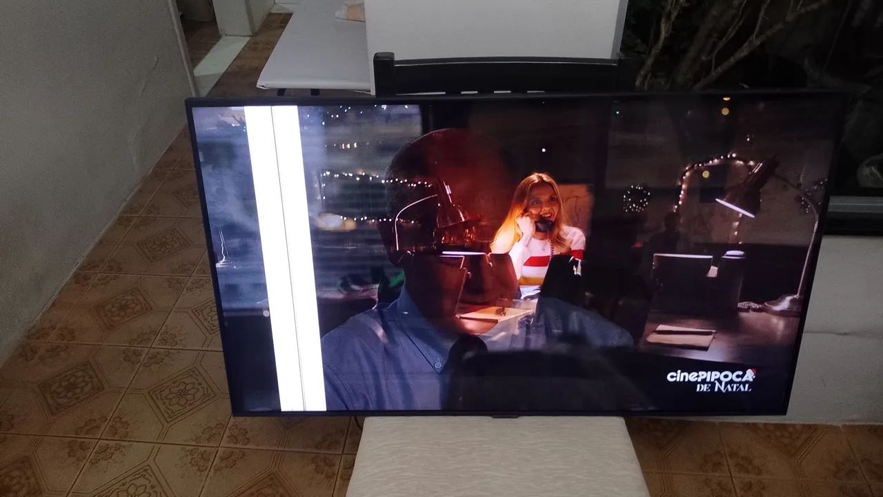 Tv Samsung 43 smart defeito 64318191773570120
