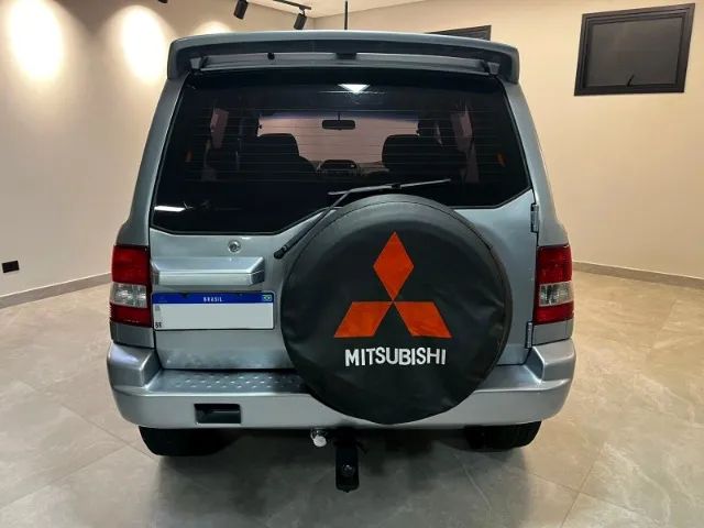 Mitsubishi Pajero TR4 4x4 automática, excelente estado - Foto 4