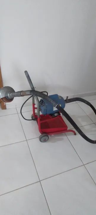 Esmeril de chicote em ótimo estado usado somente duas vezes.