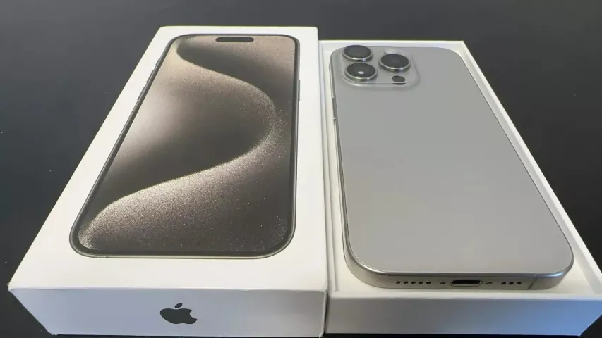 Iphone 15 Pro Max 512GB. Chip Fisico