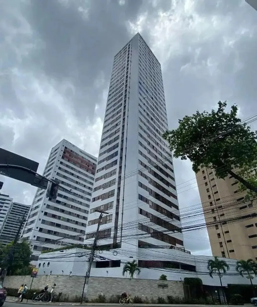 Alugo ótimo apartamento| 02 quartos| lazer completo| em Casa Forte - Recife - PE
