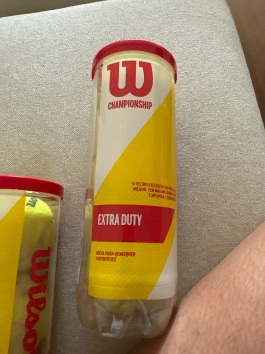 Bolas de Tênis Wilson Extra Duty - Pacote com 3
