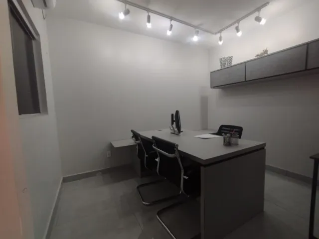 Aluga-se Sala Comercial (206 sul)