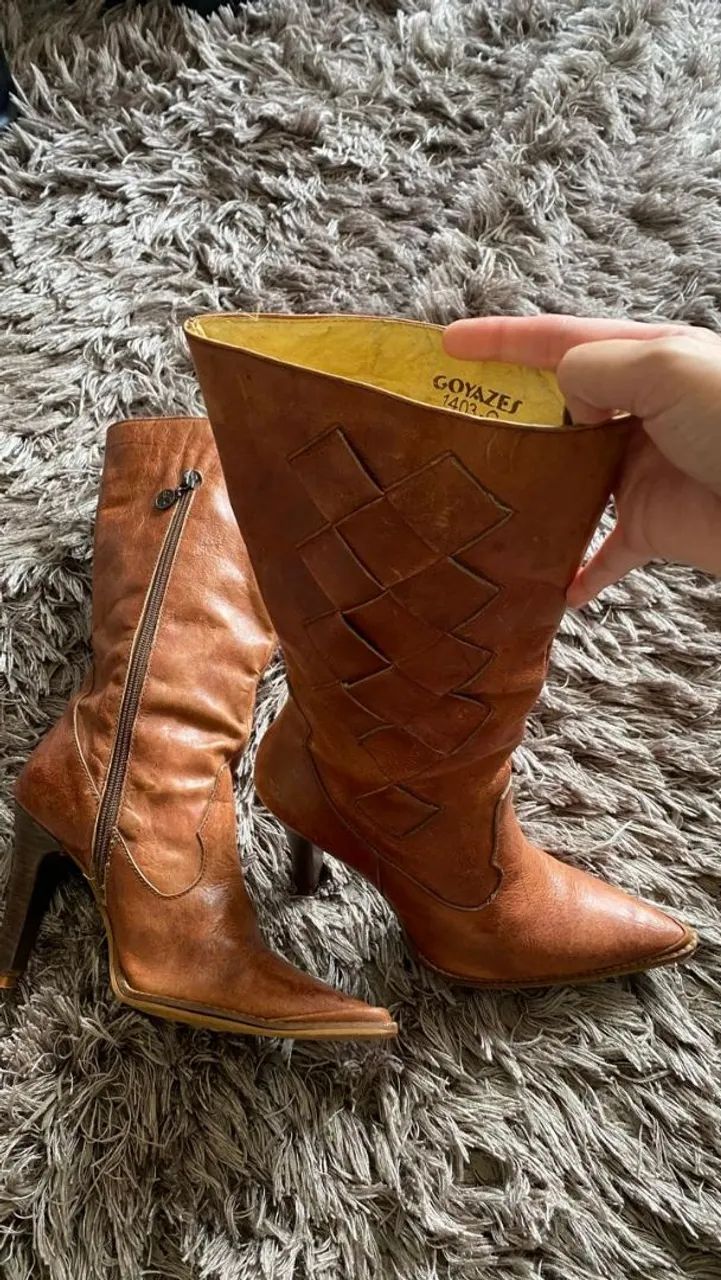 Botas de Couro Goyazes - Elegância e Conforto