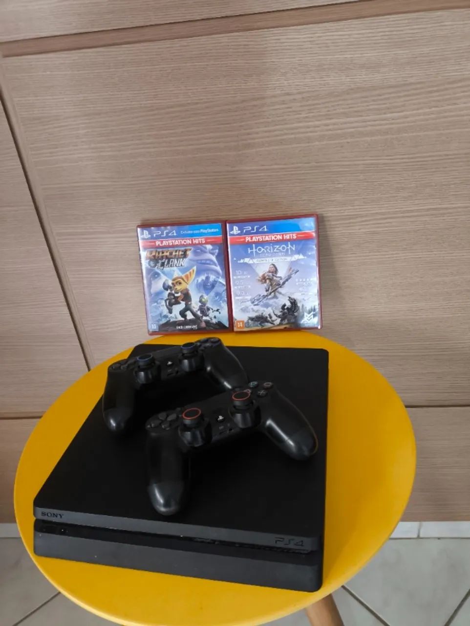 PS4 mais 2 jogos - Foto 2