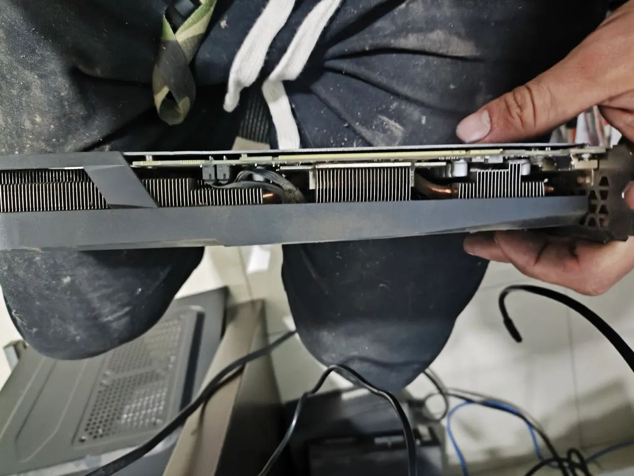 Placa de Vídeo Gigabyte GeForce RTX 3070 Gaming OC 8G - Foto 3