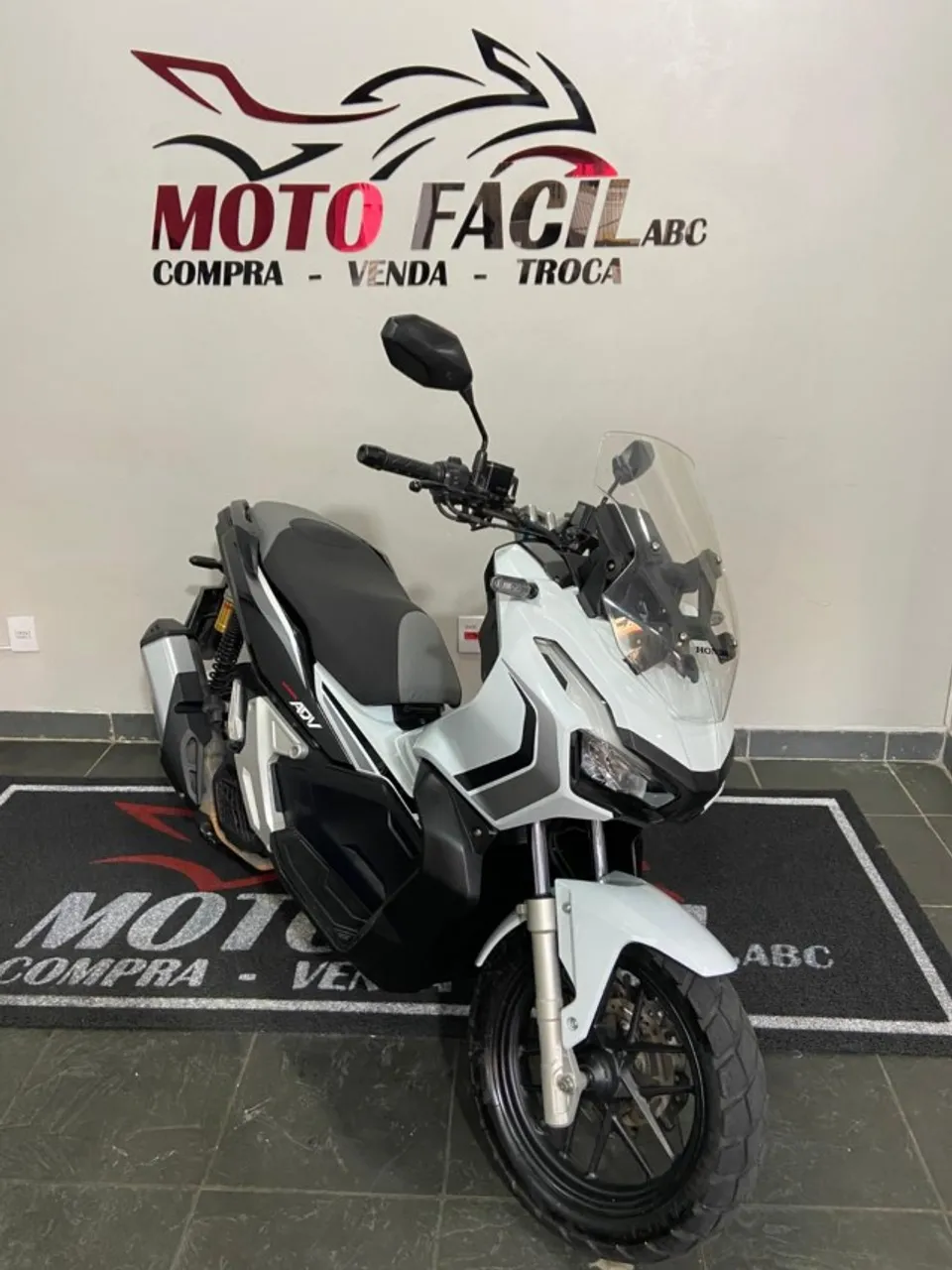 HONDA ADV 150 BRANCA 2021