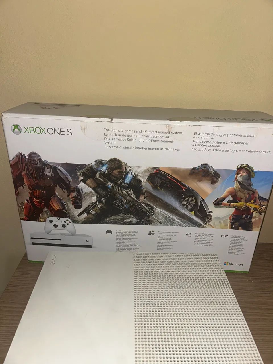 Xbox One S 1TB64308813533826122