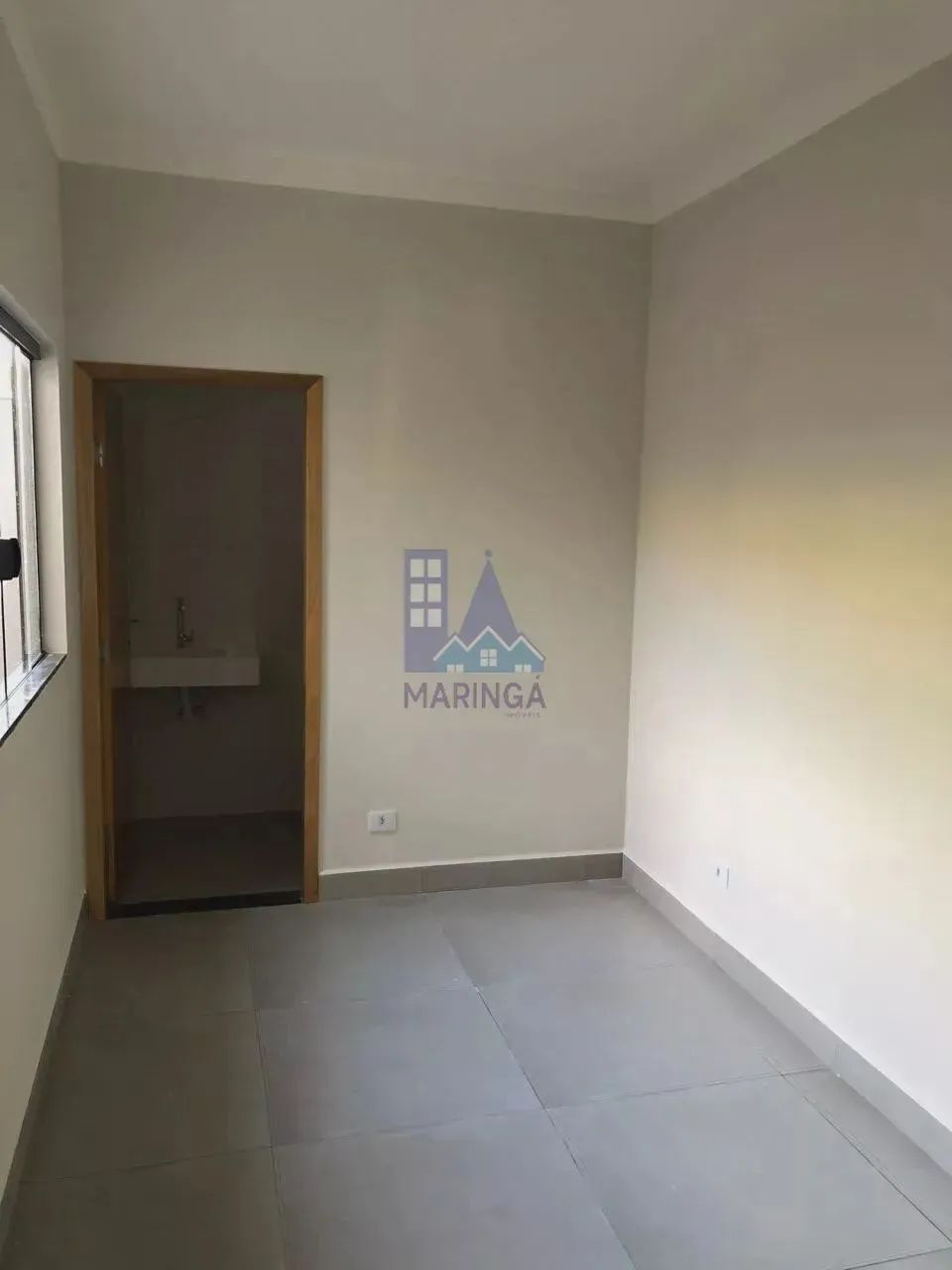 Casa NOVA a venda com 3 quartos sendo 1 suíte, e suíte em Sarandi PR, Jardim Rio de Janeir - Foto 5