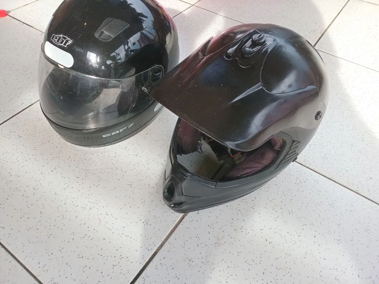  2 Capacetes EBF7 para Motocicleta 100$ - Foto 2