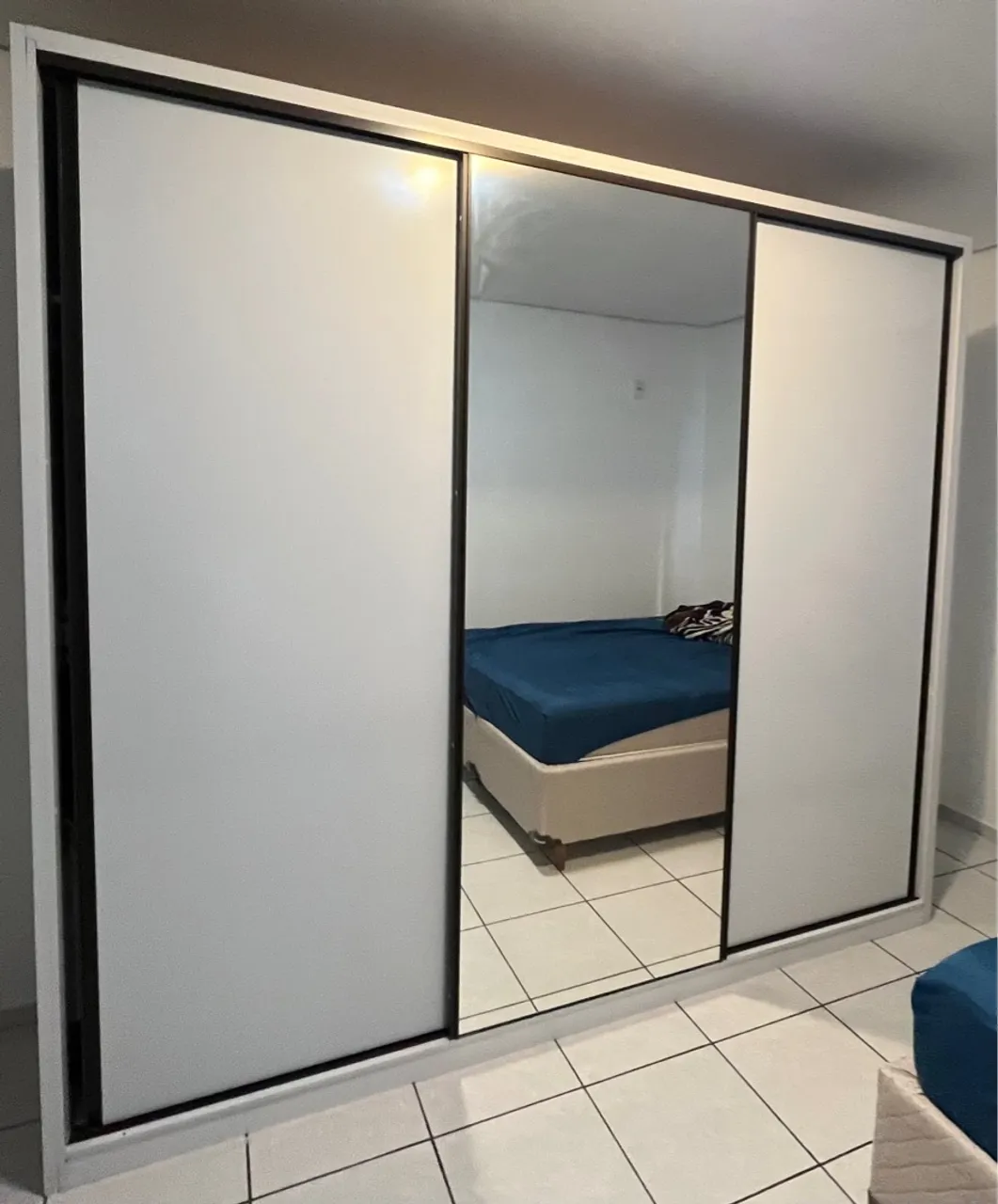 Guarda-Roupa 3 Portas Branco com Espelho