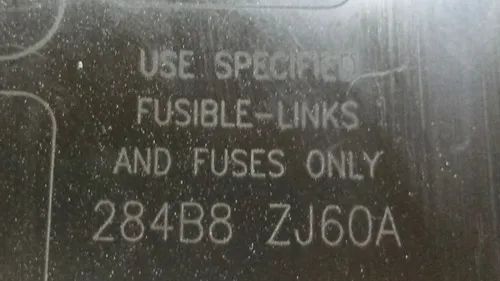Tampa Caixa Fusível Nissan Sentra 2008 2009 2010 2011 2012 - Foto 4