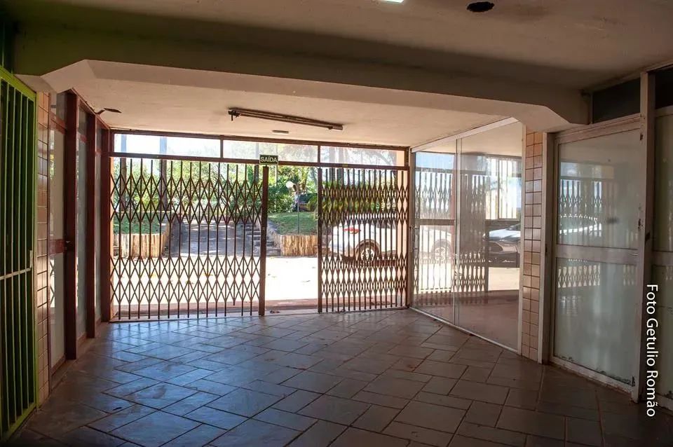 Subsolo aflorado ao lado do Setor Hospitalar Norte - Foto 5