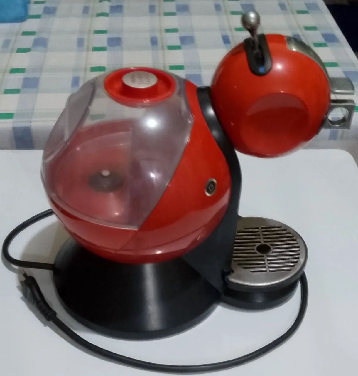 Cafeteira Dolce Gusto Arno vermelha 110V em ótimo estado. - Foto 2