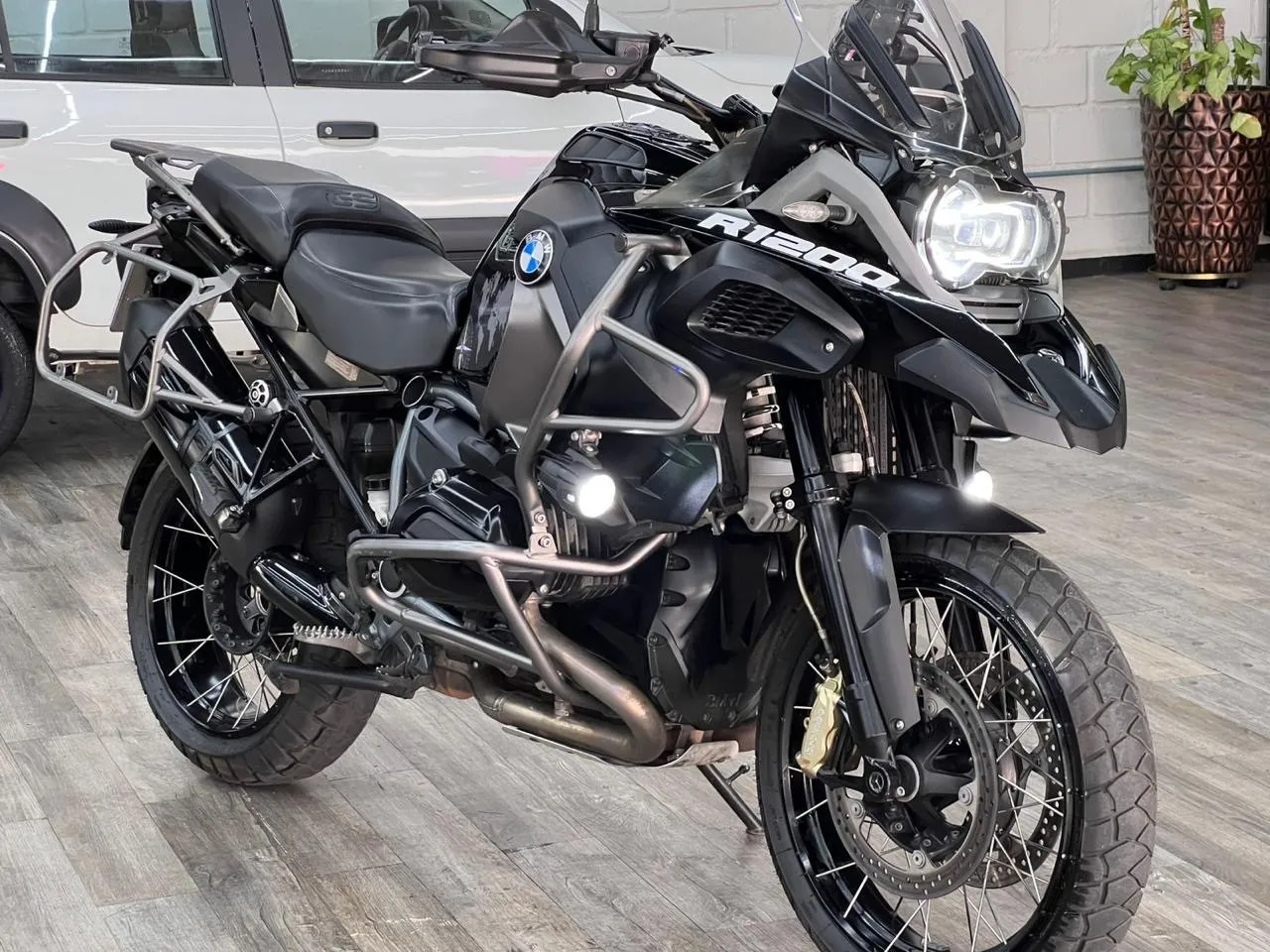 GS 1200 triplo black 