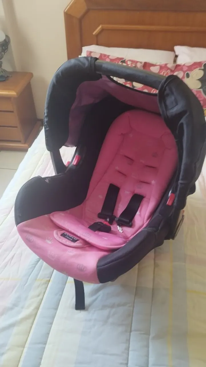 Cadeirinha Infantil Rosa bebê conforto