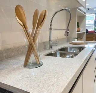 Cozinha de Granito Branco Itaunas - Foto 2