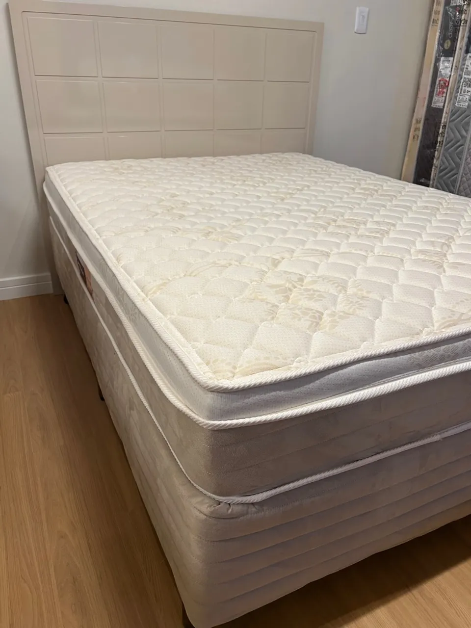 Cama Box Casal Completa - Conforto e Qualidade
