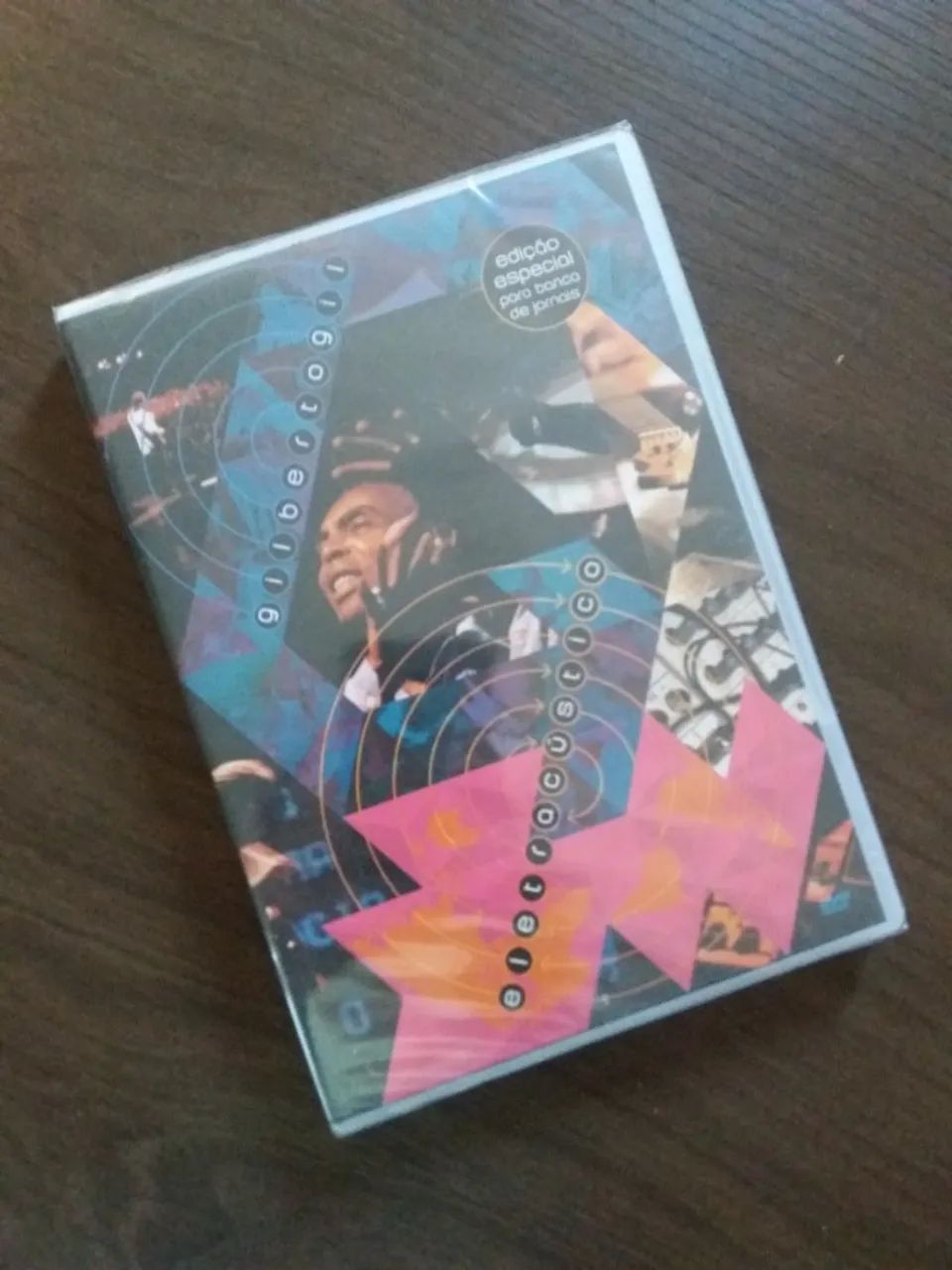 COMBO 3 DVDs: "A TEORIA DE TUDO", "O PASSAGEIRO DO FUTURO" E "GILBERTO GIL"  -SEMINOVOS - Foto 4