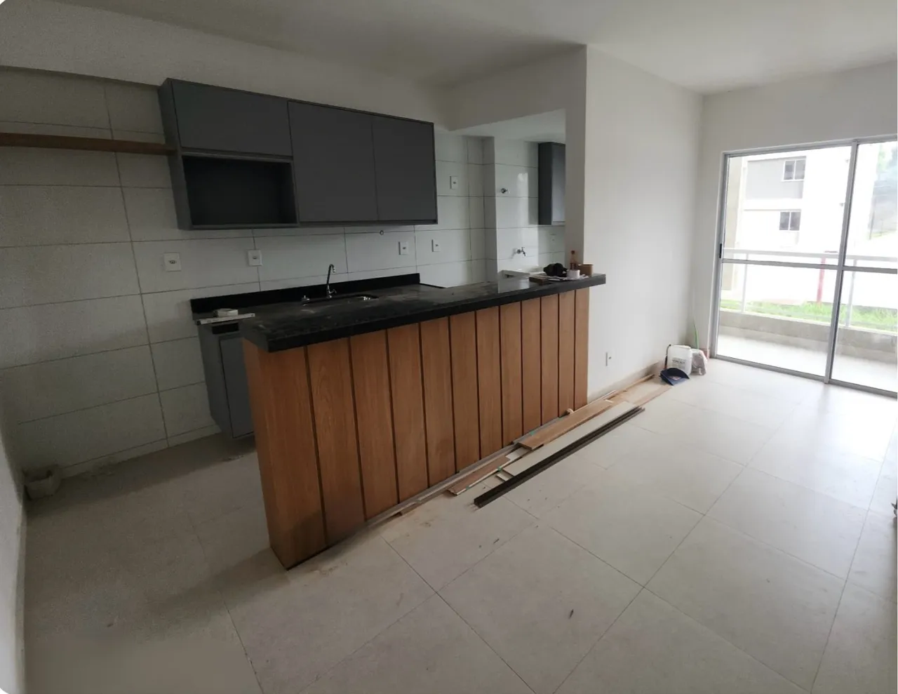 Alugo apartamento no calhau condomínio reserva dos buritis
