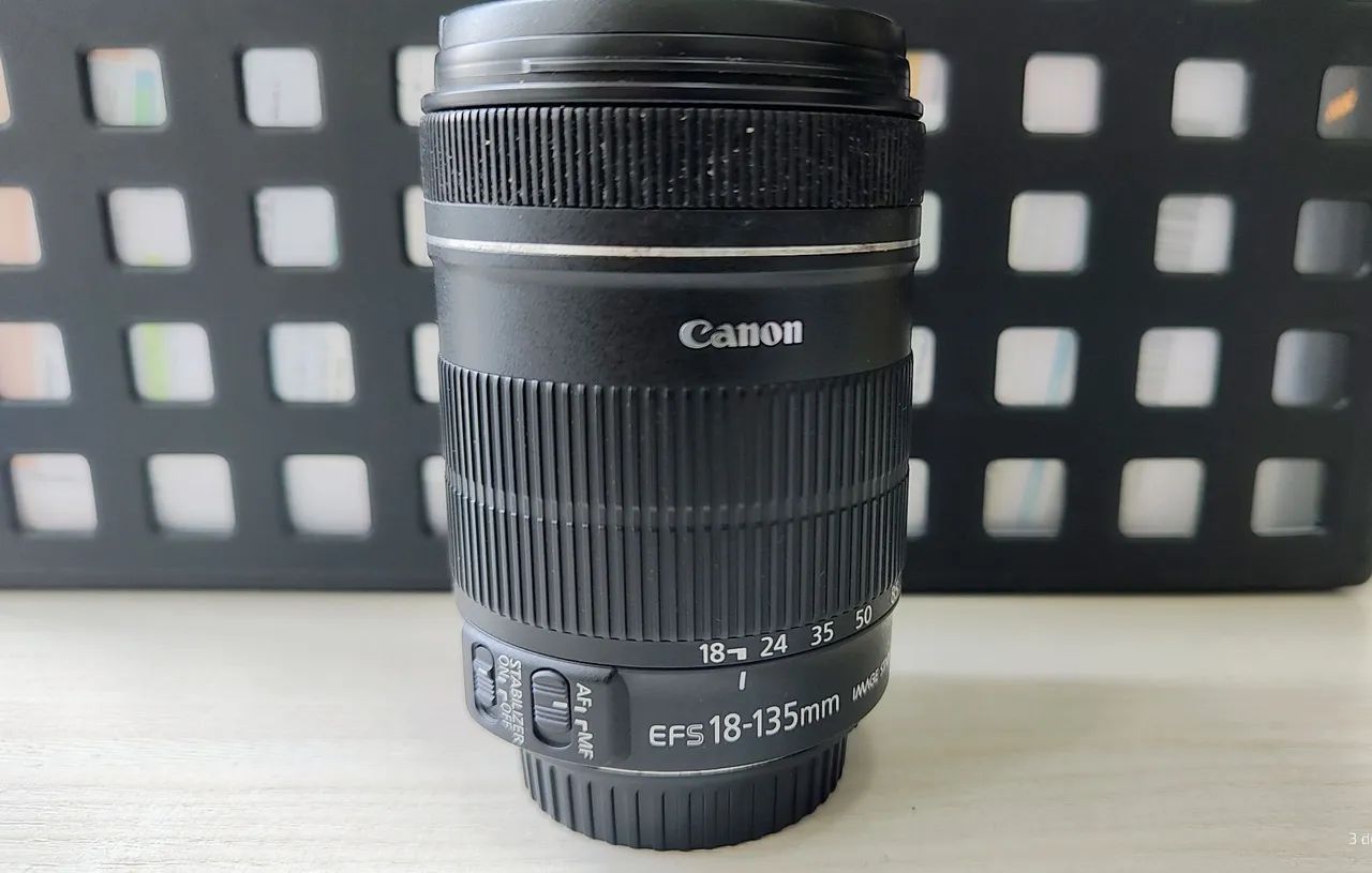 Lente Canon 18 - 135 novíssima - Câmeras e Filmadoras - Olinda