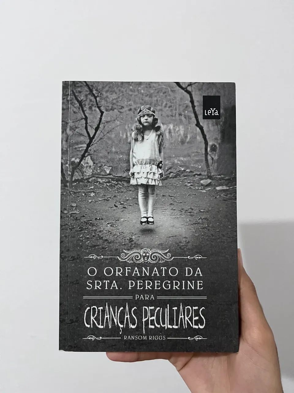 Vendo esses livros - Foto 6