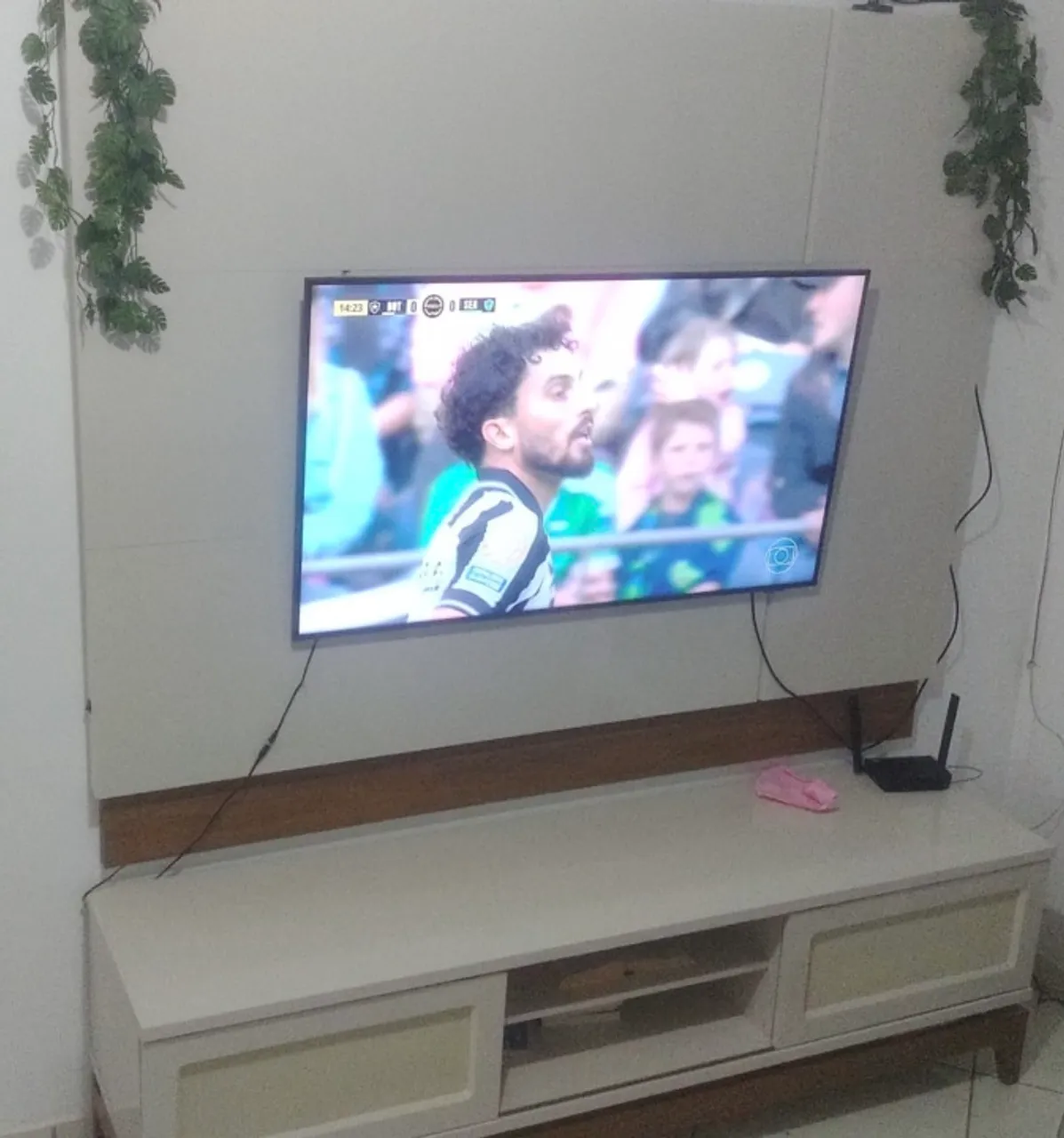 Painel para TV com Rack - Sala de Estar