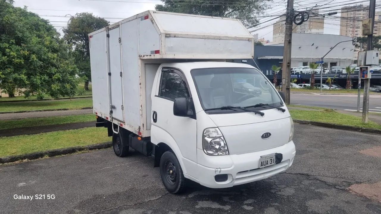KIA BONGO 2.5 TB DIESEL 2011 COMPLETO