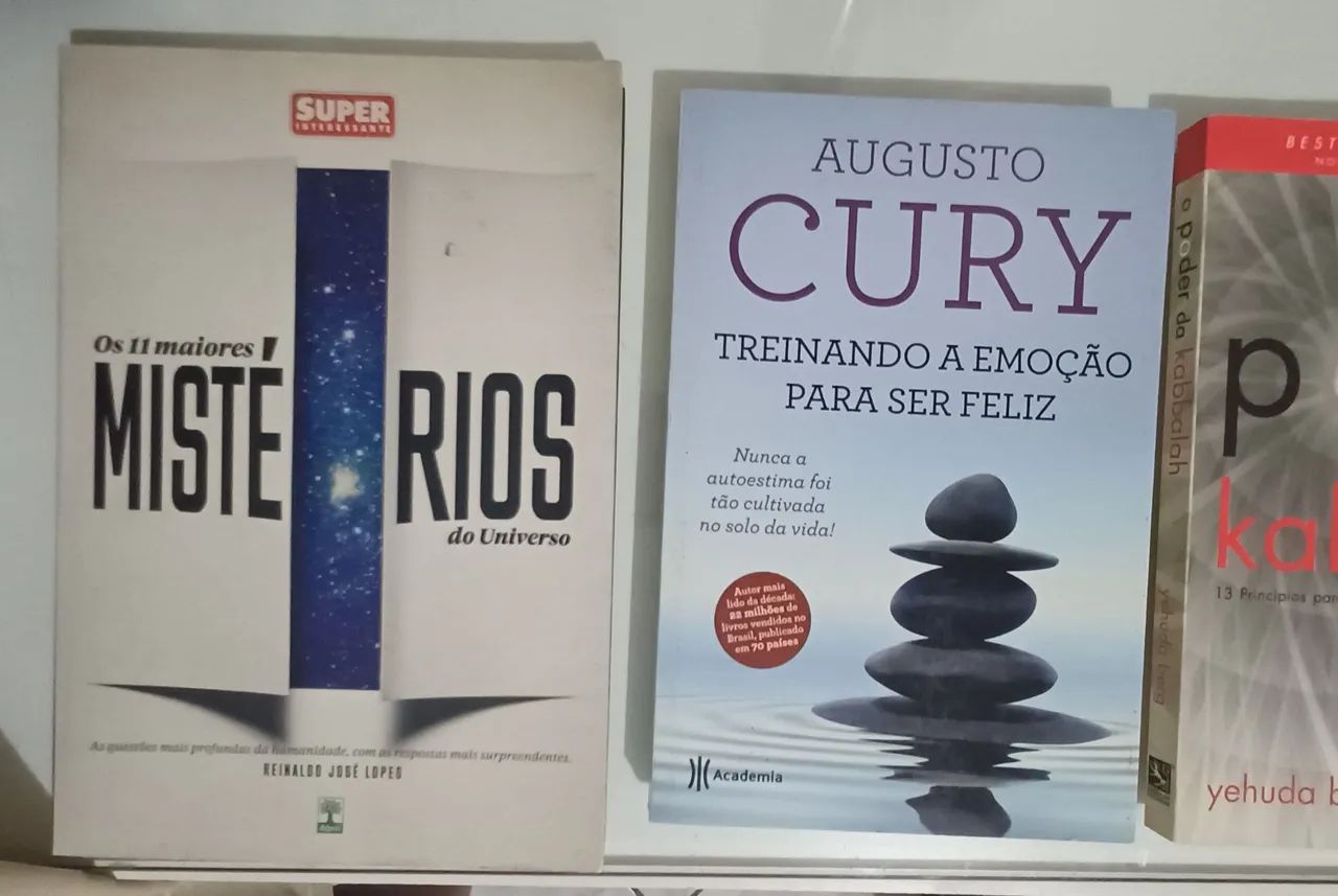 Coleção de Livros Diversos - Foto 3