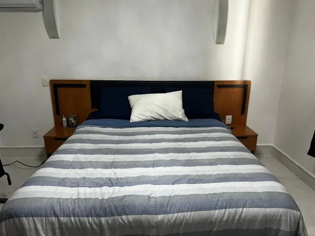 Cabeceira Casal / Queen 160cm 2 Mesas de Cabeceiras com LED Calitan