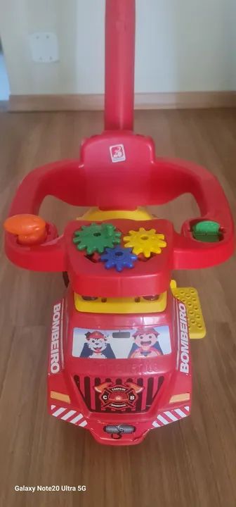 Carrinho de Passeio Infantil Bandeirante Primeiros Passos - Em Ótimo Estado 