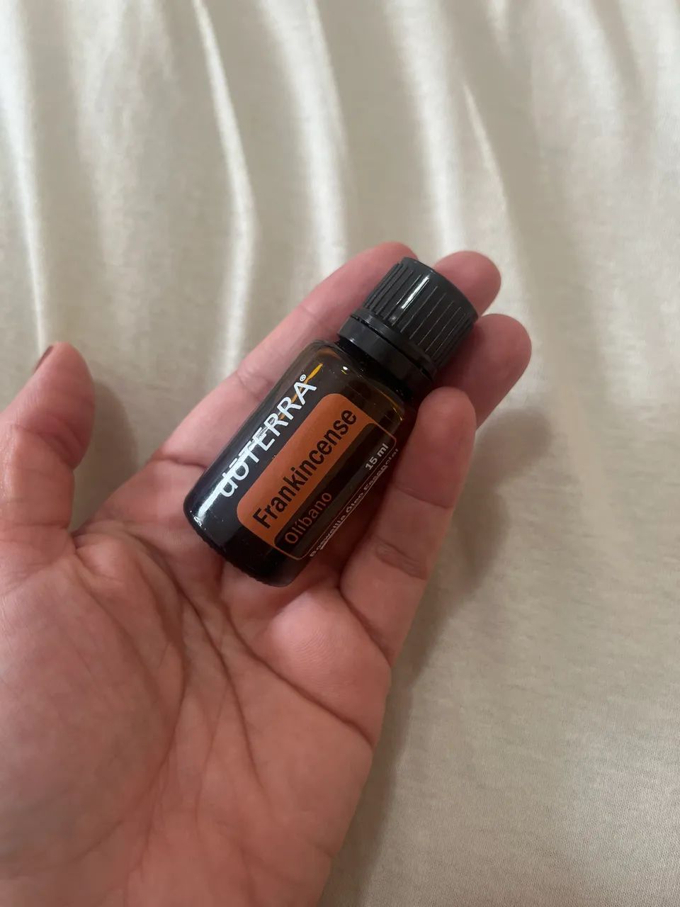 【新品未開封/正規品】doTERRA Frankincense 15mL Frankincense Oleo Essencial 15mL - doTERRA : Amazon.com.br: Saúde