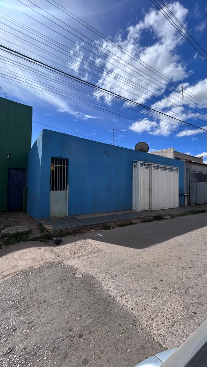 VENDO LOTE COM CASA E 4 KITNETS NO CONDOMÍNIO PRIVE