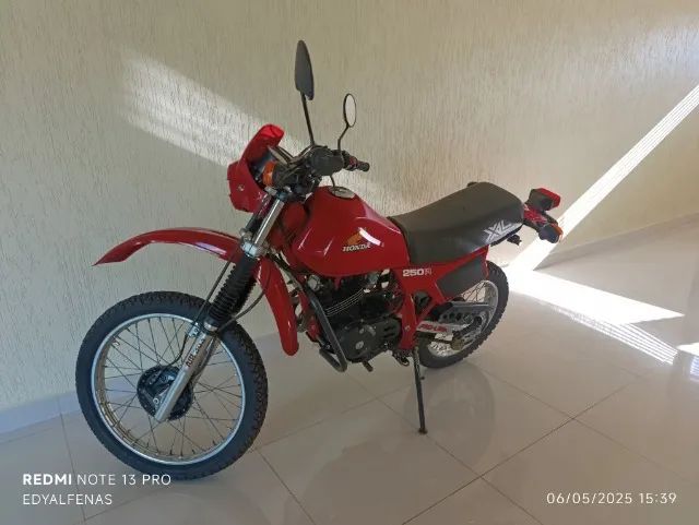 honda XL 250R 1983 placa de coleçao apenas venda - Foto 2