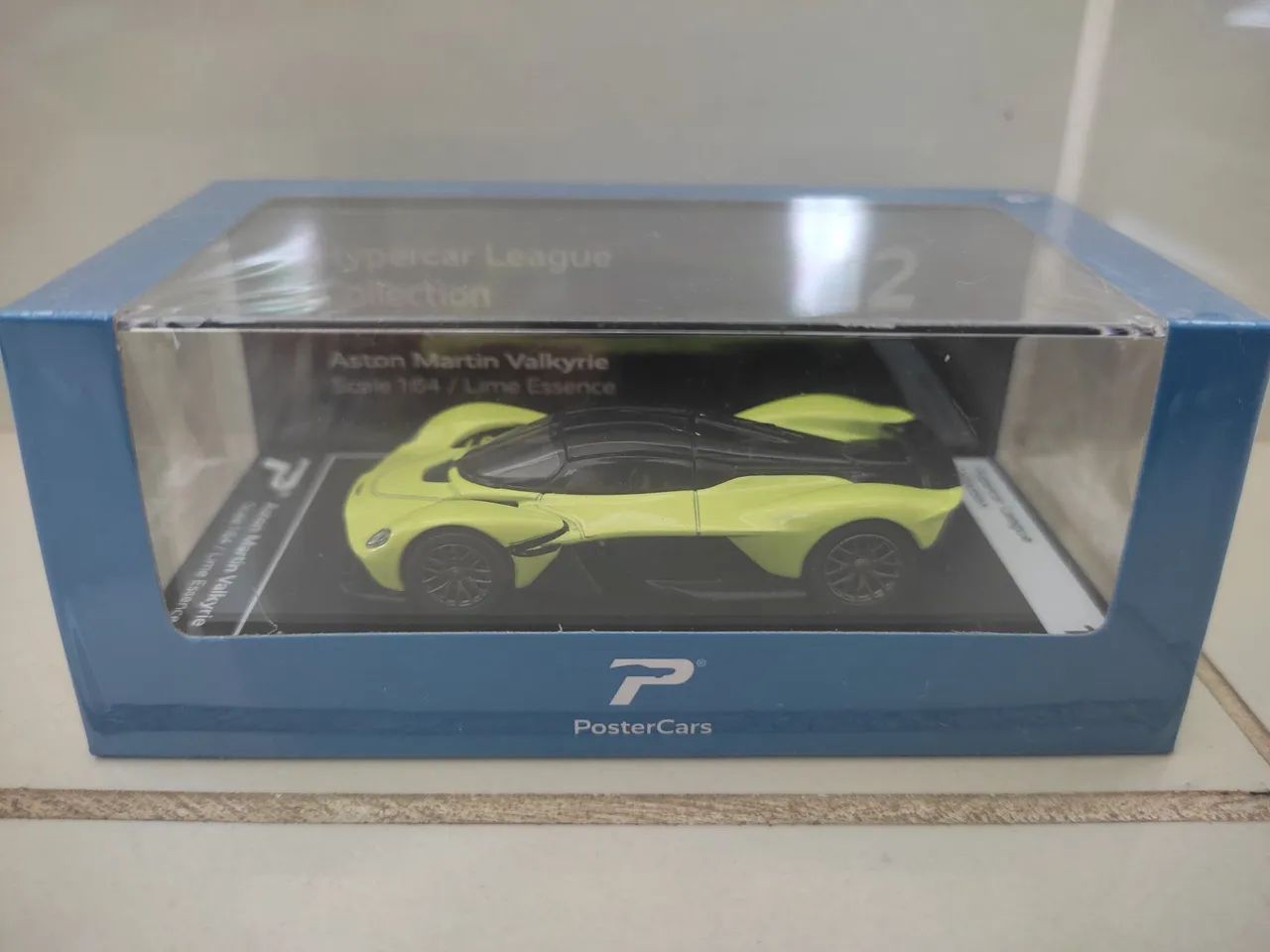 Miniatura aston martin valkyrie poster cars 1:64