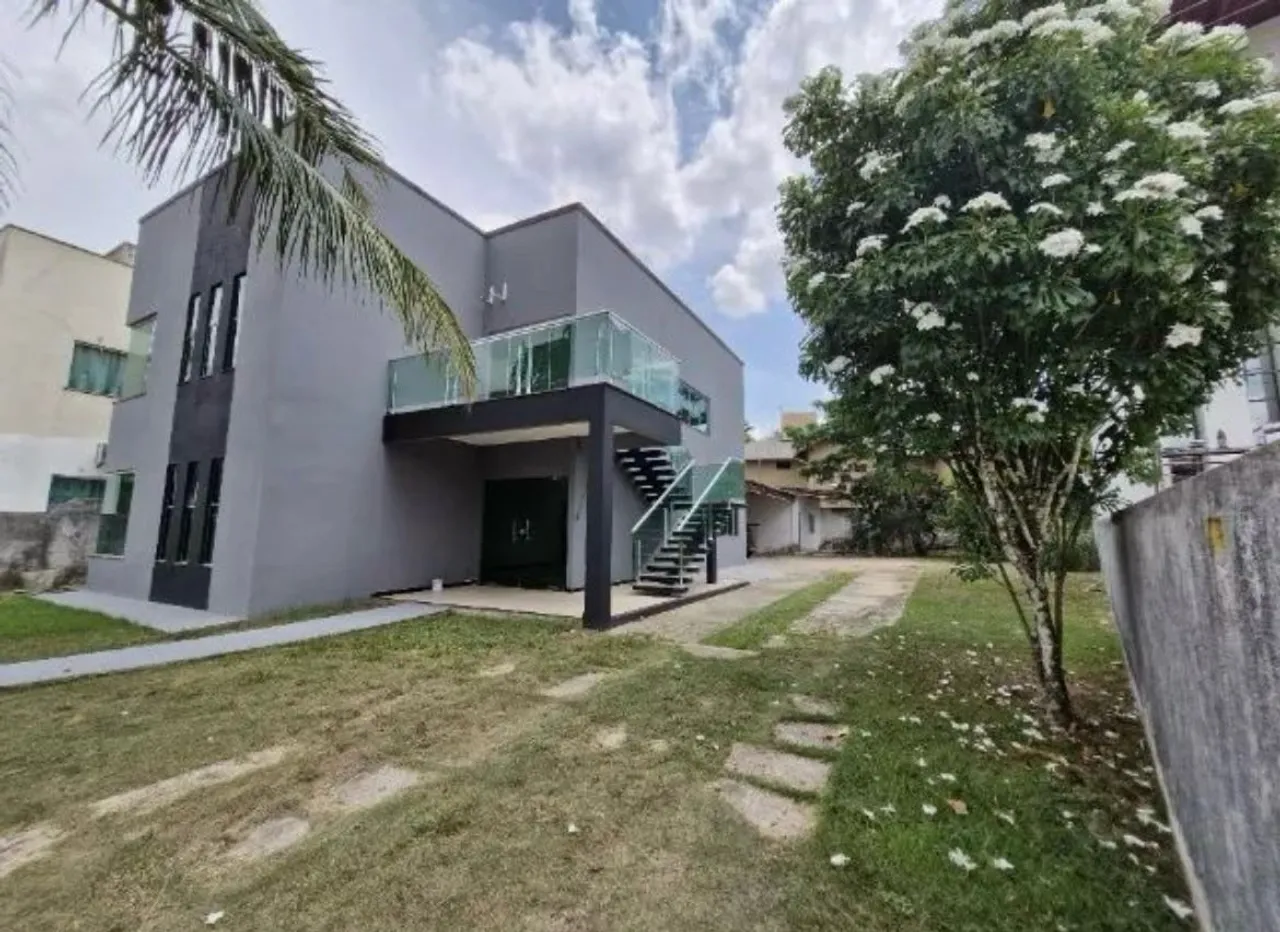 Alugo casa no Cond. Lago Azul em Ananindeua com 5 suítes