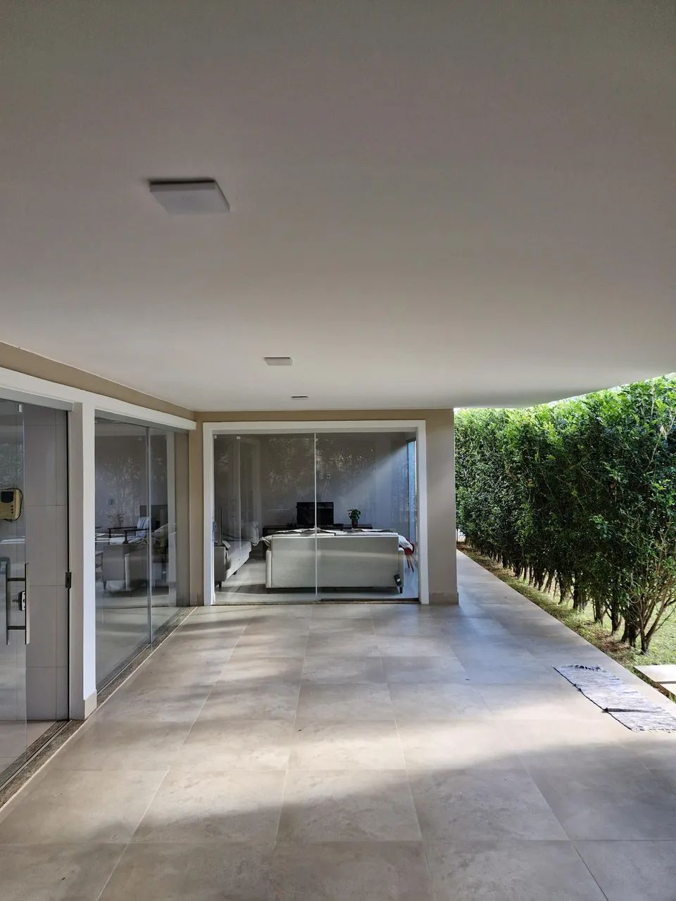 Casa para venda tem 350 metros quadrados com 5 quartos - Foto 4