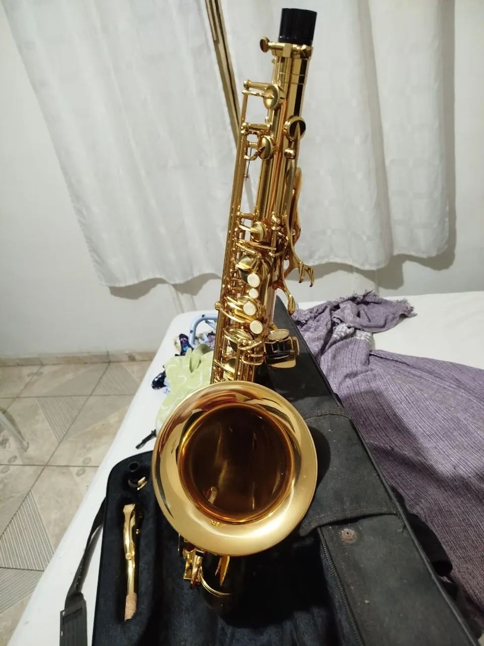 Saxofone Tenor Dourado - Instrumento Musical - Foto 4